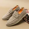 Storbritannien retro män pekade mocka lägenheter äkta läderskor avslappnade öre loafers formella klänning skor sapatos tenis masculino