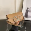 Avondtassen 2024 Trend Mode Eenvoudige Handtas Ontwerper Kleine Klassieke Tas Vrouwelijke Schouderketting Manager Flap Crossbody Voor Dames Portemonnee met één schouder