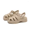 Sandaler 2024 Summer Platform Women Beige Rosy Red Gladiator Ladies Plastic Shoes Stängd tå Heigh ökar platt sandal