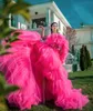 Charmig en axel prom klänning puffy ruffles tiered tulle formella aftonklänningar fotografering mantel de soiree