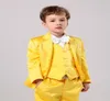 Beliebte gelbe Jungen-Smokings für formelle Anlässe, Reverskragen, drei Knöpfe, Kinder-Hochzeits-Smoking, Kinderanzug, Urlaubskleidung, Jacke, Hose, T8704008