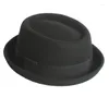 Basker västra fedora för män kvinnor unisex bär vintage topp hatt fast färg