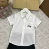 Ensembles de robes de luxe pour enfants Logo brodé Survêtements pour enfants Vêtements pour bébés filles Taille 100-160 blanc Chemise et jupe à manches courtes 24Feb20