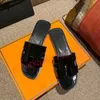 Oran Sandalen Designer Damen Hausschuhe Plateau Sneakers Sandalen Luxus Damen Leder Sandale Schwarz Weiß Orange Gelb flache Slides Damen Sliders Modeschuhe