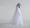 2019 Två lager Tulle Wedding Cape Elegant Fairy Bridal Cloak With Hood Bolero Women sjal 2m längd2948532