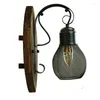 Wall Lamp E27 Solid Wooden Retro Iron Hollow Lampshade Living Room Bedroom Sconce El Villa Foyer Cafe Bar Aisle Decor Lights