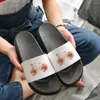 Kapcia pomalowane rower drukują kobiety mężczyzn Slipper Versio HARAJUKU Buty na plaży dla kobiety miłosne balon Boże Narodzenie