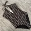 2024 Yeni Moda Tasarımcısı Seksi Bikini Setleri Ucuz Kadın Ladies Lüks Mayo Cel S İki Parça Mayo Takımları Setler Kızlar Plaj Giyim Yaz Marka Yüzme FZ18
