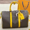 borsone Borsa da viaggio moda uomo donna di design di alta qualità Borsa da viaggio a tracolla a spalla a mano in pelle di tela rivestita con cerniera di grande capacità