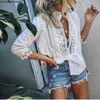 Mulheres rendas topos e blusas elegantes senhoras oco meia manga v pescoço camisa verão boho praia blusa feminina sj1913v