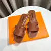 Designer tofflor glider kvinnor chypre sandaler platt tofflor sandale skor klackar äkta läder sandal sommar flip flops skjutreglage berömda lyx kvinnors strandrutschbana