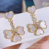 Bracelet Vanclef Collier Vanclef Fashion Classic Classic Four Leaf Clover Bracelet Desgerter Van Cleff Bracelet VCAS CLOVER HIGH Version Fanjia Four Boucles d'oreilles d'herbe FO