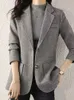 Zoki Harajuku gris Tweed Blazer mujer Retro elegante manga larga Oficina señora traje abrigo Casual otoño botones simples diseño chaqueta 240226
