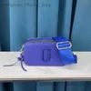 Axelväskor designer crossbody väskor snapshot axel väska läder handväska kvinnor lyxig textur bred rem m mode j messenger kamera väska röd handväska m1021 t240301