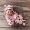 3 st/set Born Pography Props Suit Sticked Cotton Jumpsuit Hat Mouse Doll Infant Po Shooting Clothes Outfits 240226
