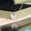 2024 Designer vans Four-leaf v Golden Fan White Fritillaria Butterfly Necklace for Women Cnc Plated 18k Rose Gold Clover Chain