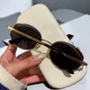 A007 Verkauf Delicacy Metall Oval Männer Sonnenbrille Frauen Vintage Ästhetische Mode Luxus Designer Sonnenbrille