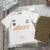 Luxe designer kinder T-shirt abrikoos mode Brits topmerk zomer kinderschatten en meisjes katoen tweedelig ontwerpers T-shirt tops shorts polo Kledingsets
