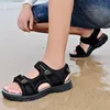 2024 Zomer Nieuwe Mannen Casual Outdoor Sandalen Trendy Ademende Herenschoenen Koeienhuid Dikke Zool Heren Sandalen T9