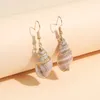 Boucles d'oreilles pendantes en forme de coquille de conque créative, Style plage personnalisé, loisirs et bicolore naturel pour femmes