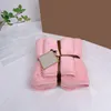 Diseñador de lujo Toalla de baño Conjunto Coral Terciopelo Toallas de moda gruesas toallas de baño suaves cómodas Hombres Mujeres súper absorbente toalla grande