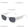 Lunettes de soleil design Miuity Miu Lunettes de soleil Personnalité Miroir Jambe Métal Grande Lettre Design Multicolore Marque Miui Lunettes Factory Outlet Promotionnel Spécial 668