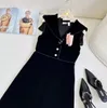 Миланское подиумное платье 2024, черные длинные платья без рукавов с V-образным вырезом и пуговицами, праздничные платья Vestidos De Festa 3025