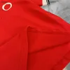 Lüks Trailtsuits Bebek T-Shirt Set Çocuk Tasarımcı Kıyafet Boyutu 90-150 cm Neşeli Kırmızı Çocuk Polo Gömlek ve Mektup Baskı Şortları 24feb20