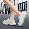 Sandaler lagar tofflor sommar kinesiska skor kvinnor utan klackar sneakers sport globala varumärken litet pris sommar