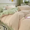 Sängkläder sätter kvalitet njutning hem japansk minimalistisk all bomullsbubbla gasväv fast färg dubbelpanel fyra stycken uppsättning ren täcke