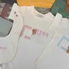 Monos de marca para recién nacidos, ropa de diseñador para niños pequeños, talla 59-90, traje para gatear para bebés, mono y bufanda de algodón para bebés 24 de febrero de 2020