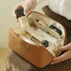 Kosmetiska väskor fall stor resväska för kvinnor makeup arrangör kvinnlig toalettläder läder highcapacity case förvaringspåse