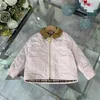 2023Winter Girls Boys Designer Down Cotton Clothes Luxury Högkvalitativa rockar Barn Girls Boys Warm Windproect Coats Children's Clothes Size 100cm-160cm Q14