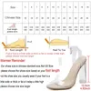 Sandaler Senaste klassiker Transparent Crystal Thick High Hoels Shoes Women's Ankel Belt Buckle Brand Lady