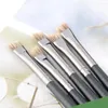 Makeup Brushes 1pc P303 Vinklad ögonbröddetalj Shadow Liner Make Up Brush Badger Hair Cosmetic Tools High Quality