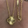 Collana di trifoglio di marca Fascino alla moda Fiore singolo Collana da 15 mm Collana di lusso da donna in oro 18 carati con agata di diamanti