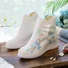 Botlar Kadın Sıradan Ayakkabı Vintage Canvas Lady İşlemeli fermuar Çin tarzı kama platformu Hanfu Eski Kadınlar