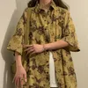 Blouses pour femmes 2024 été Hong Kong Style chemises à fleurs femmes à manches courtes boutonné hommes Blouse plage coréen hauts à la mode