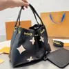 NUOVA Borsa firmata Borse vintage di moda Borse a tracolla di lusso Borsa a tracolla di alta qualità Fiore Portafogli da donna Borsa a catena in pelle Borse a marsupio sotto le ascelle