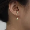 Clip d'oreille personnalisé en forme de gouttelette géométrique sans trous d'oreille, clip d'os d'oreille avec un design minimaliste et de niche, clip d'oreille de style tendance et cool