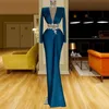 Abiti da ballo arabi vintage blu scuro Dubai sexy scollo a V maniche lunghe donne abiti da sera formali per occasioni speciali con cintura di strass pieghettati in raso abiti da festa CL3347