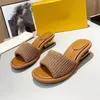 Designer Dress Shoes High Heel tofflor Läder Mitt klackar Ankel Buckle Rubber Sole Mules Heeled High Summer Beach Wedding Sandals Designer Shoes Luxury Women Sandal