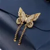 Broches Borboleta Oco Broche Europeu e Americano Retro Luxo Terno Casaco Roupas Femininas Pin