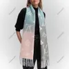 Mode Dames kasjmier roze designer sjaal Allover sjaal met gradiënteffect Jacquard kwastjesgeweven sjaals Meerdere stijlen en kleuren Wol Trend Luxe sjaal V-sjaal