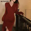 Casual Dresses BGteever Spring Vintage Slim midje dampaket HIP MIDI klänning Elegant långärmad V-Neck Kvinnlig fast mager bodycon