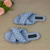 Sandaler Z Summer Slip On Outside Slides Women Plat Sandals Fashion Cross Pu Woman Beach Shoes Brand Design Woven Ladies Slippers T240302