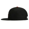 GAINTSS 7 1/8卸売すべてのチームロゴデザイナー帽子バスクボールスナップバック帽子ユニセックス刺繍フットボールクローズドメッシュフレックスビーニーハットヒップホップスポーツスナップバックボールキャップ