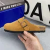 Designer Sabots Sandales Pantoufles En Liège Talons Plats Boucle De Mode En Cuir D'été Femmes Hommes Diapositives Chaussures De Plage Préférées Taille 35-44