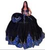 Lüks siyah Meksika Vestidos de 15 Quinceanera 2024 Tatlım Kabarık Charro On beş doğum günü elbisesi vestidos de xv anos çiçekler lüks tatlı 16 parti elbisesi prenses
