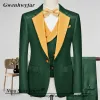 Kostymer GN 2023 Formell paisley tuxedos brudgum bröllop bär vit blazer byxor väst med guld lapel mild män party prom kostymer